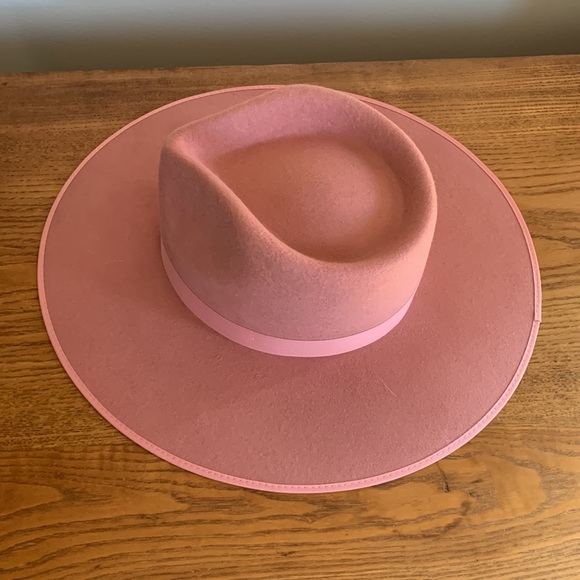 Lack of Color Wool Rancher - Picture 4 of 5